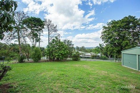 Property photo of 2 Heather Street Southside QLD 4570