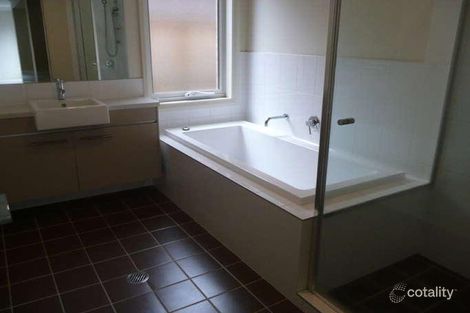 Property photo of 26 Snowy Avenue Minto NSW 2566