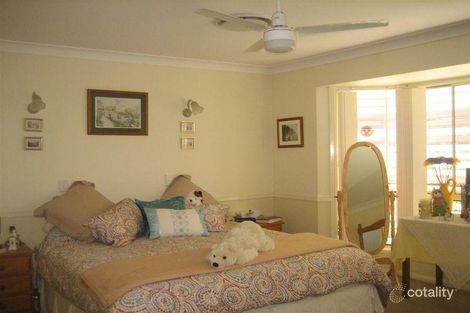 Property photo of 10 Lowanna Terrace Cleveland QLD 4163