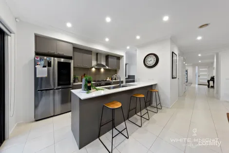 Property photo of 84 Frontier Avenue Aintree VIC 3336