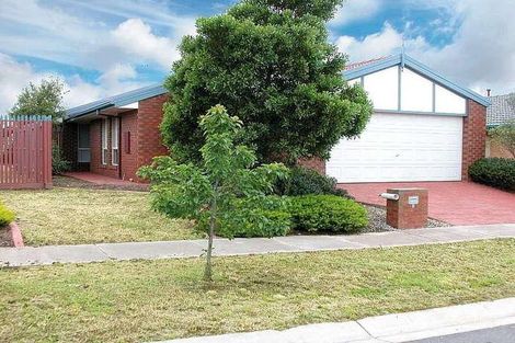 Property photo of 3 Mahlan Close Hillside VIC 3037