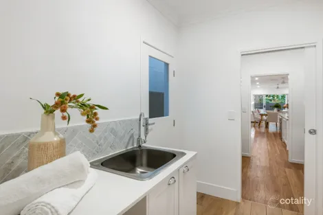 Property photo of 44 Jerrold Street Sherwood QLD 4075