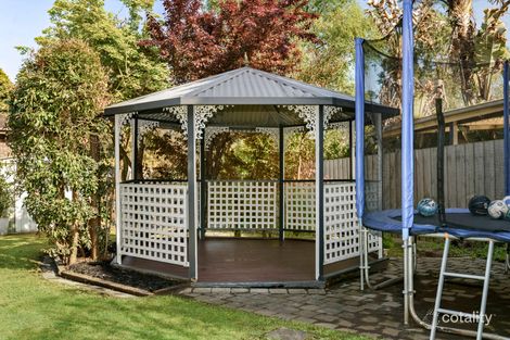 Property photo of 18 Lawsons Court Templestowe VIC 3106