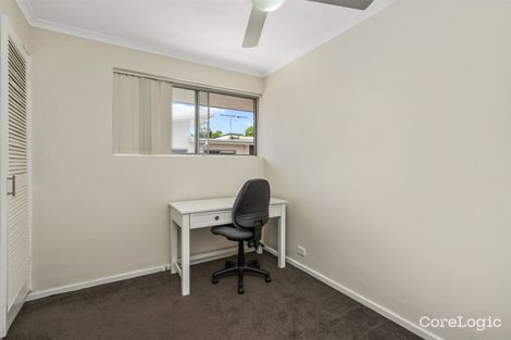 Property photo of 4/68 Pembroke Road Coorparoo QLD 4151