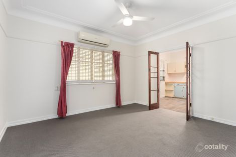 Property photo of 12 Cemetery Road Ipswich QLD 4305