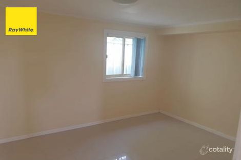 Property photo of 16 Canterbury Road St Johns Park NSW 2176