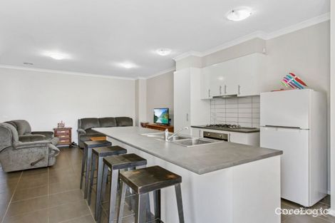 Property photo of 14 Feodora Crescent Narre Warren VIC 3805