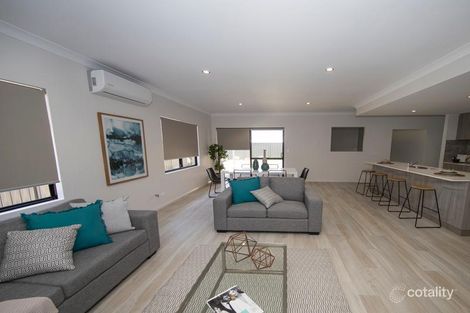 Property photo of 4 Latite Way Treeby WA 6164