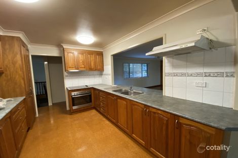 Property photo of 18 Brisbane Road Dinmore QLD 4303