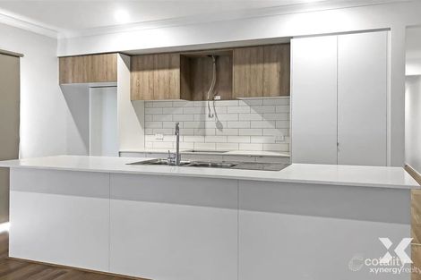 Property photo of 18 Yang Road Mambourin VIC 3024