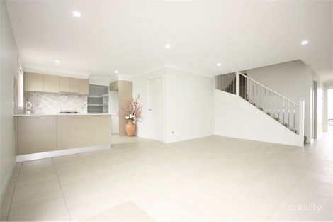 19 Silverton St, Gregory Hills, NSW 2557