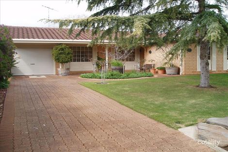 27 Gooronga Dr, Craigmore, SA 5114