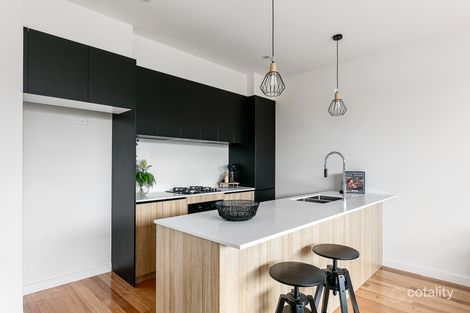 2/371 Station St, Thornbury, VIC 3071