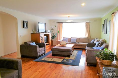 Property photo of 11 Shafer Court Endeavour Hills VIC 3802