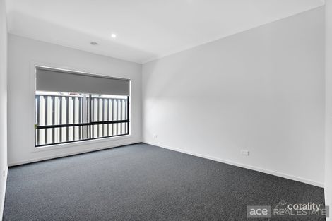 Property photo of 77 Eaglemont Drive Strathtulloh VIC 3338