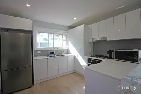 Property photo of 25 Blenheim Avenue Berkeley Vale NSW 2261