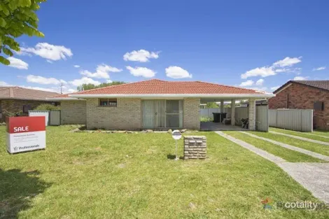 1/11 Centennial Cl, Armidale, NSW 2350