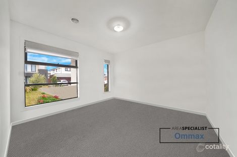 Property photo of 42 Henderson Circuit Aintree VIC 3336