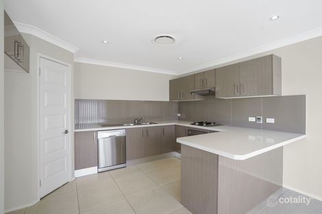 Property photo of 2/88 Forbes Crescent Heddon Greta NSW 2321
