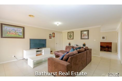 Property photo of 50 Emerald Drive Kelso NSW 2795