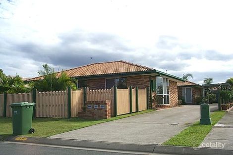 2/14 Coventry Ct, Labrador, QLD 4215