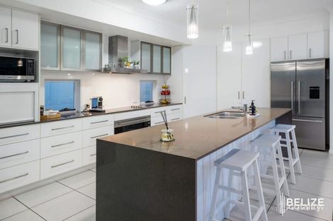 Property photo of 11 Windward Place Jacobs Well QLD 4208