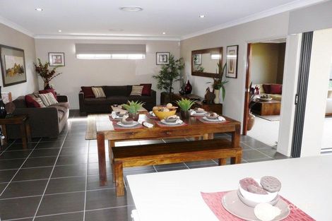 Property photo of 7 Carinyan Drive Birkdale QLD 4159