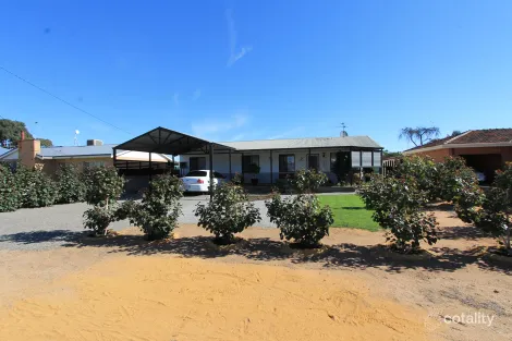 Property photo of 8 Haines Street Merredin WA 6415