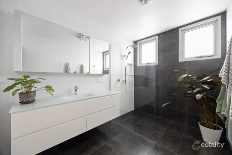 Property photo of 1/26 Dinah Parade Keilor East VIC 3033