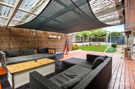 17 Agathea Ct, Frankston North, VIC 3200