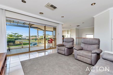 Property photo of 1/5 Adonis Road Silver Sands WA 6210
