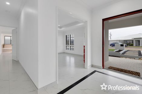 Property photo of 9 Toulon Mews Piara Waters WA 6112