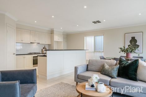 Property photo of 32 Wallaroo Way Highton VIC 3216
