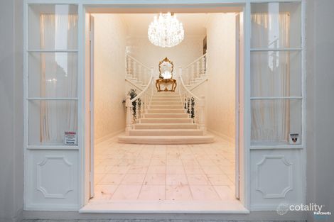 Property photo of 11 Crompton Drive Wattle Park SA 5066