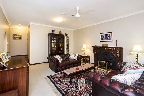 Property photo of 38 Albert Road Lesmurdie WA 6076