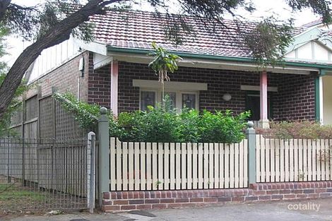 52a Newington Rd, Marrickville, NSW 2204