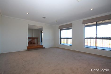 Property photo of 8 Appel Crescent Fadden ACT 2904