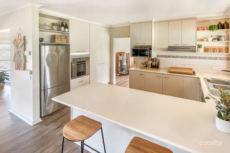 Property photo of 1 Cooper Grove Strathfieldsaye VIC 3551