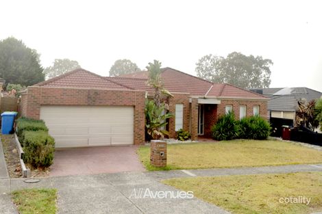 2 Azure Pl, Narre Warren South, VIC 3805