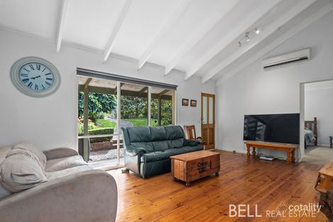 Property photo of 27 First Avenue Cockatoo VIC 3781