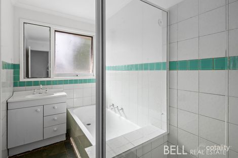 Property photo of 27 First Avenue Cockatoo VIC 3781