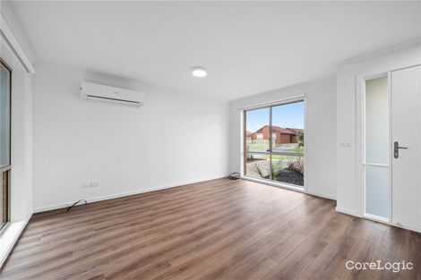 Property photo of 15 Centenary Drive Mill Park VIC 3082