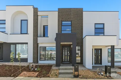 71 Carnival Bvd, Berwick, VIC 3806