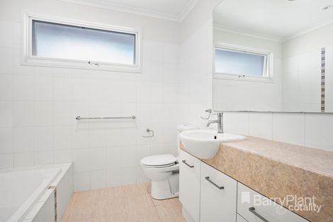Property photo of 14 Banks Road Eltham North VIC 3095