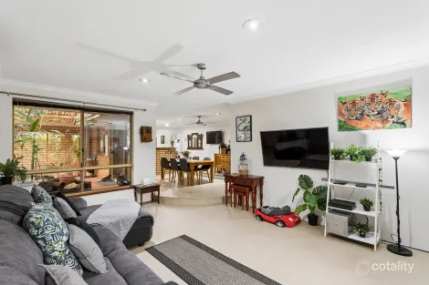 Property photo of 7 Burham Court Marangaroo WA 6064