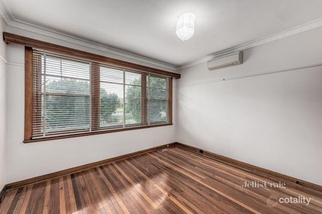 Property photo of 137 East Boundary Road Bentleigh East VIC 3165