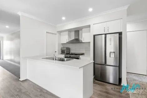 Property photo of 5 Gemstone Street St Leonards VIC 3223