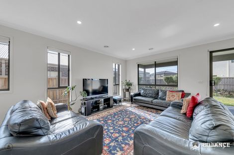 Property photo of 11 Yacht Road Point Cook VIC 3030