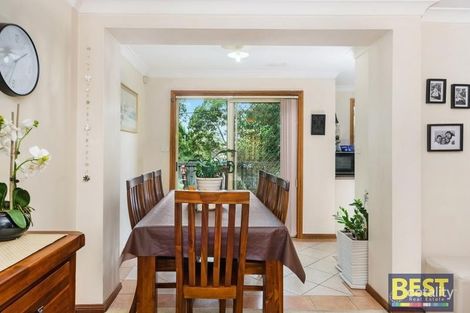 Property photo of 2/112-114 Targo Road Girraween NSW 2145