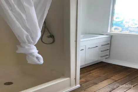 Property photo of 33 William Street Kingaroy QLD 4610